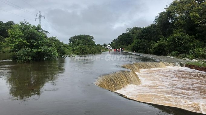 Rn1 coupée le  29 avril 2021au niveau d'Iracoubo