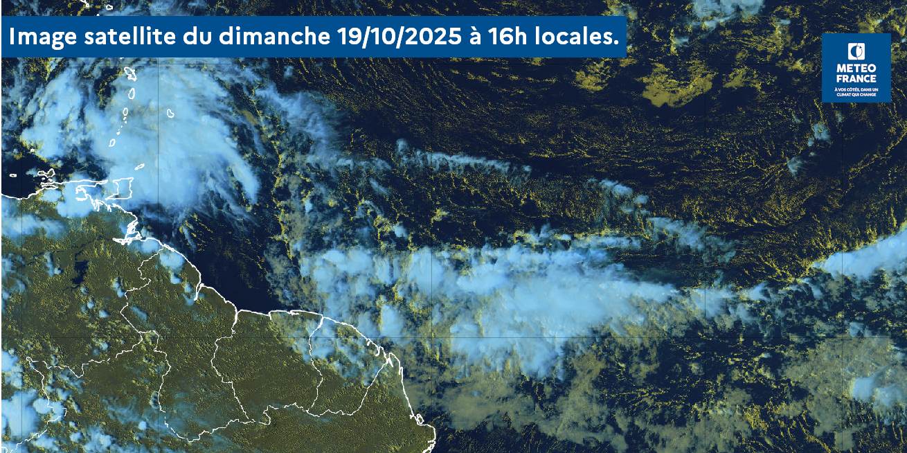 image satellitaire du 19 octobre 2025 montrant la ZCIT très proche de la Guyane