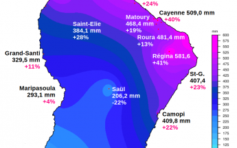 Carte représentant la pluviométrie de mois de juin 2025 en Guyane avec écarts à la normale