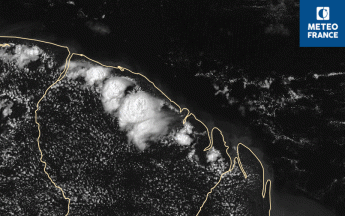 Image satellitaire dans le canal visible montrant le front de brise le 31 août 2023 à 15 heures locales