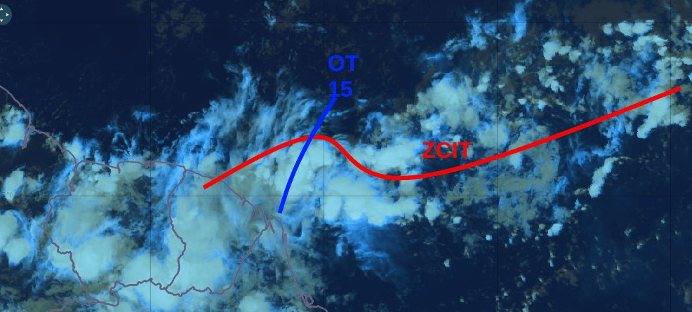L'onde tropicale N°15 à l'approche de la Guyane  le dimanche  4 juillet 2021 à 00 heures.
